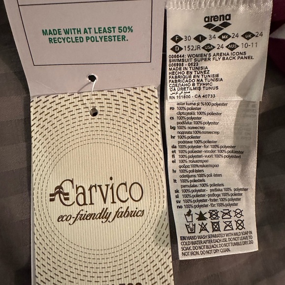 NWT Arena swimsuit for older girls or smaller adults - Picture 5 of 6